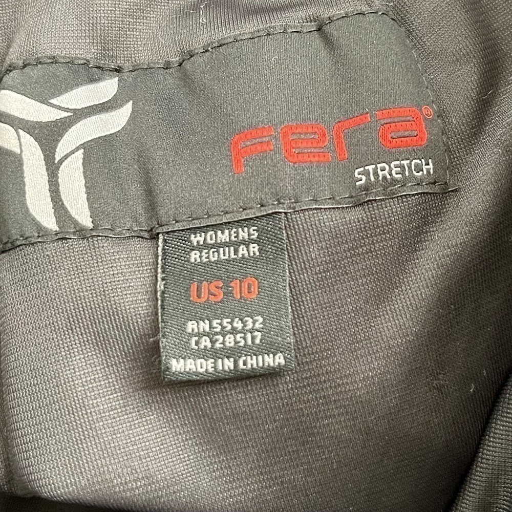 FERA, LUCY SKI PANTS, MID-RISE, BOOT CUT, INSULATED.30” INSEAM. SIZE 10 - Picture 7 of 8